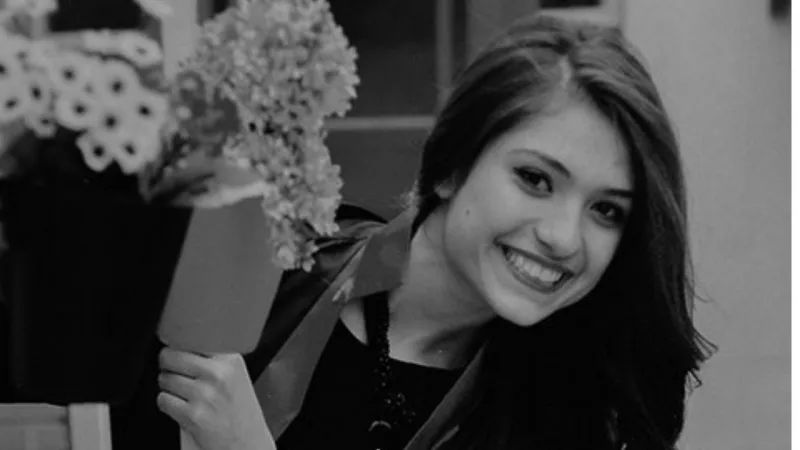 Gülüşü hafızalarımızda gitmiyor: Şehit Aybüke öğretmenin ardından 8 yıl geçti