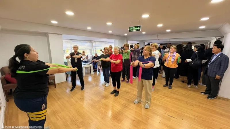 Güney Koreliler yaşlı dostu İzmir uygulamalarını yerinde inceledi