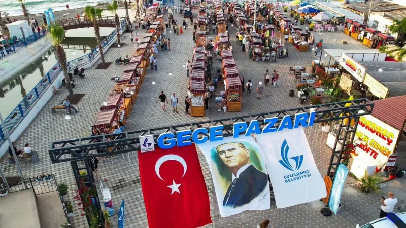 Güzelbahçe Gece Pazarı yeni yüzüyle kapılarını açtı
