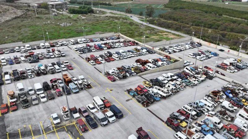 Hurda Araçlar Yeniden Hayat Buluyor! İzmir'de Şaşırtan Dönüşüm