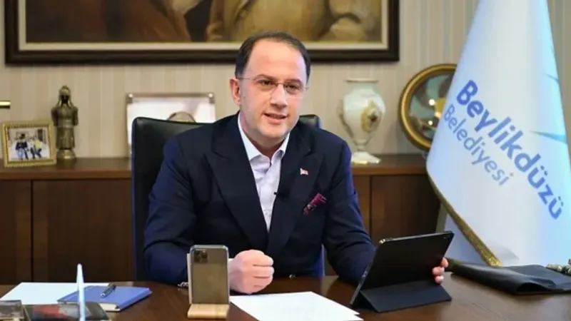 İBB'ye yönelik operasyonlarda tutuklanmıştı: Murat Çalık, İzmir'e sevk edilecek!