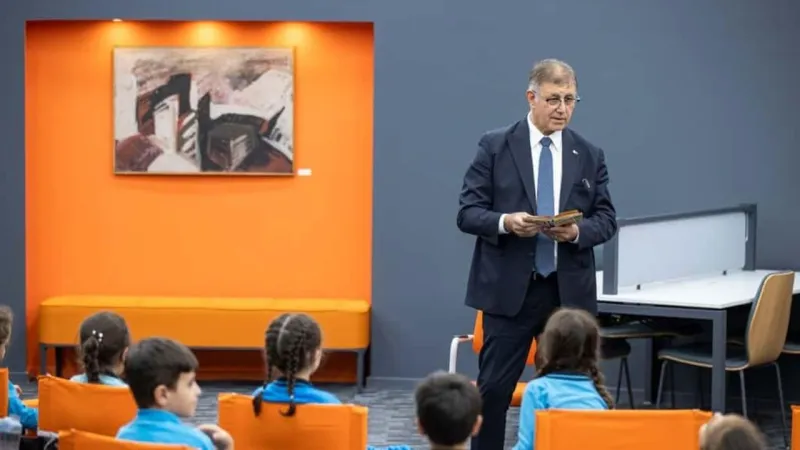İlber Ortaylı Kütüphanesi'nde Başkan Tugay'dan Miniklere Masal Ziyafeti!