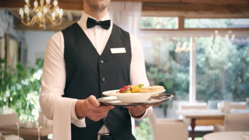 İstanbul'da Zehir Zıkkım! O Kebapçı Yine Kapandı!