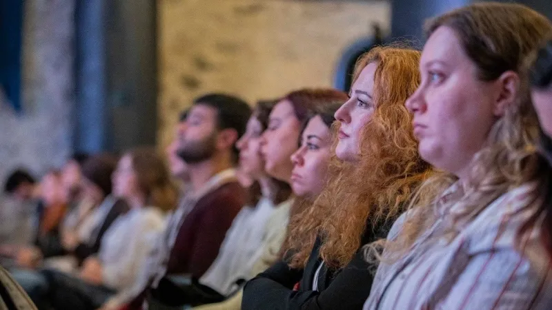 İzmir'den Gençlere Müjde! İstihdam Projesiyle Kariyer Fırsatı