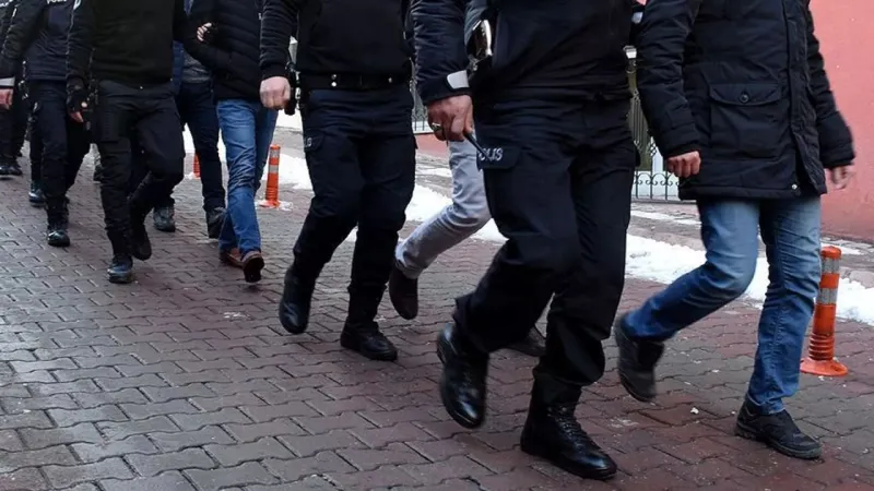 İzmir'de FETÖ Operasyonu! 45 Gözaltı Kararı Şoku!