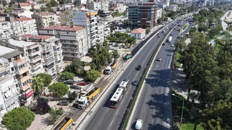 İzmir'de Trafik Rahatlayacak! O Yollar Yenilendi! Şok Gelişme!