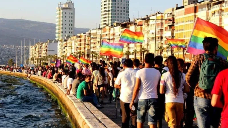 İzmir Valiliği'nden Onur Haftası etkinliklerine yasak: 3 gün sürecek