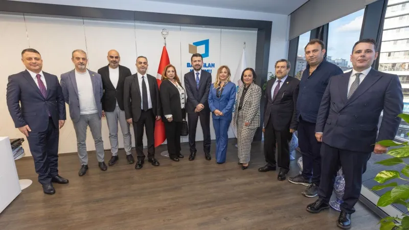 İzmir Basını BİK Genel Müdürü'nü Ziyaret Etti! Yerel Medya İçin Kritik Görüşme