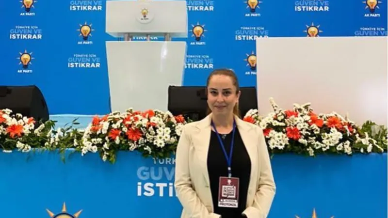 İzmir’de AKP’li isimden partisine ‘mülakat’ isyanı: Yıllardır inandığımız tüm değerleri sorgulatıyor