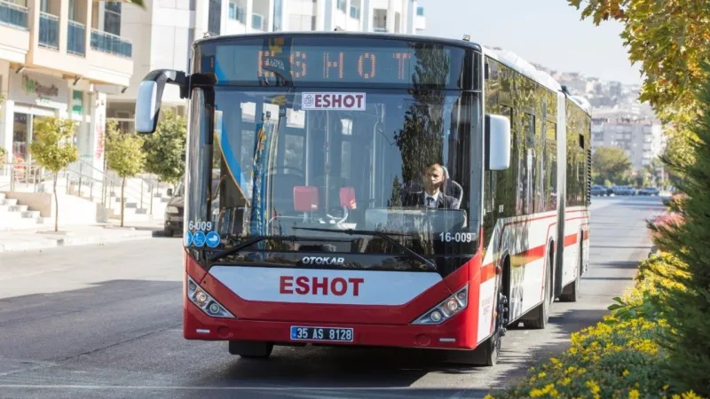 İzmir'de belediye otobüsünde skandal olay: Tacizci müdür hala görevde