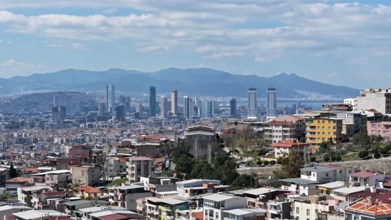 İzmir’de depreme karşı kritik çalışma: O ilçede 32 bin deneyle risk haritası hazırlanıyor