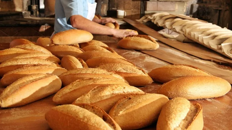 İzmir'de Ekmek Fiyatı Şoku! Ağustos 2025 Zam Oranı Dudak Uçuklattı!