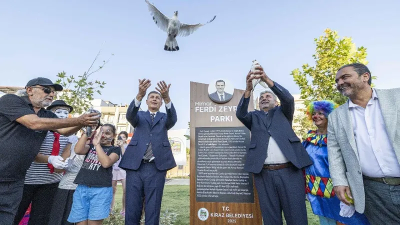 İzmir'de Vefa! Ferdi Zeyrek'in Adı Ölümsüzleşti! Parkı Açıldı!