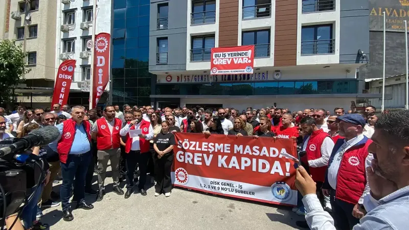İzmir'de grev çanları: Anlaşma sağlanamazsa hayat duracak