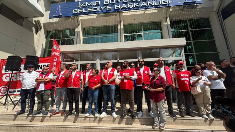 İzmir'de grev sürüyor | Topal’dan ilçe belediye başkanlarına çağrı: Herkes kendi çöplüğüne baksın!