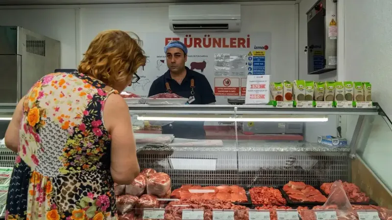 İzmir'de güvenli ve uygun alışverişin merkezi: Bir İZMAR daha açıldı