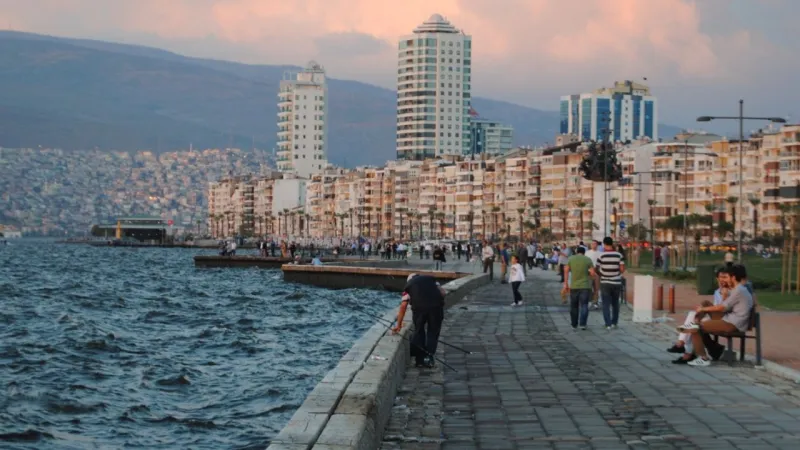 İzmir'de Kent Denetçisi Ol! Başvurular Başladı!