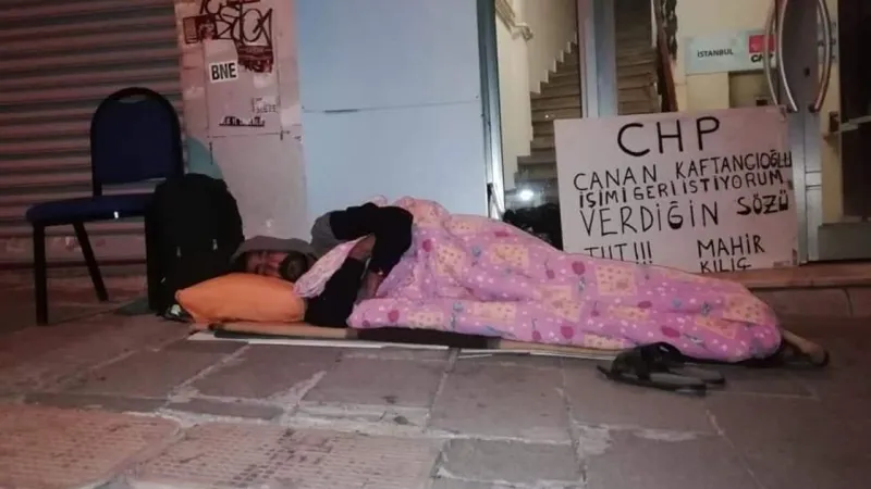 İzmir'de İşten Çıkarılan İşçiler İçin Açlık Grevi! Şok İddialar!