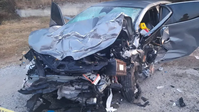 İzmir'de katliam gibi kaza: 5 kişi öldü, 2 kişi yaralı
