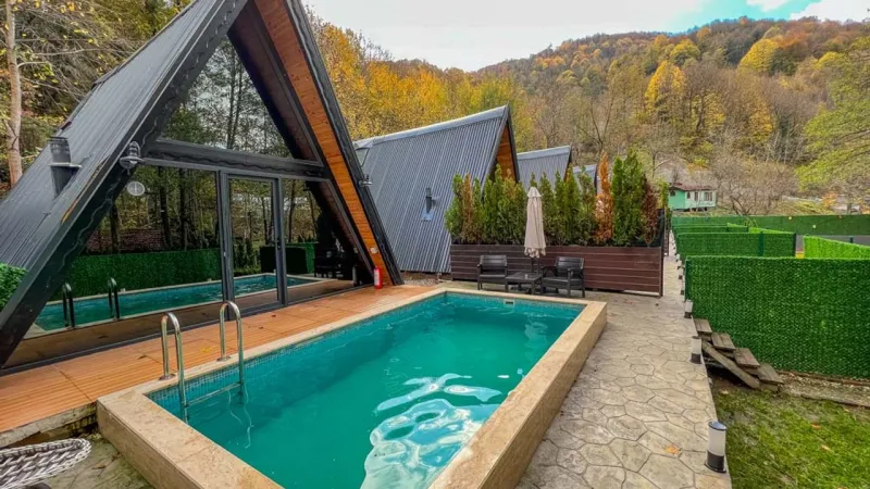 İzmir'de tatil hayali kabusa döndü: Sosyal medyada sahte bungalov tuzağı