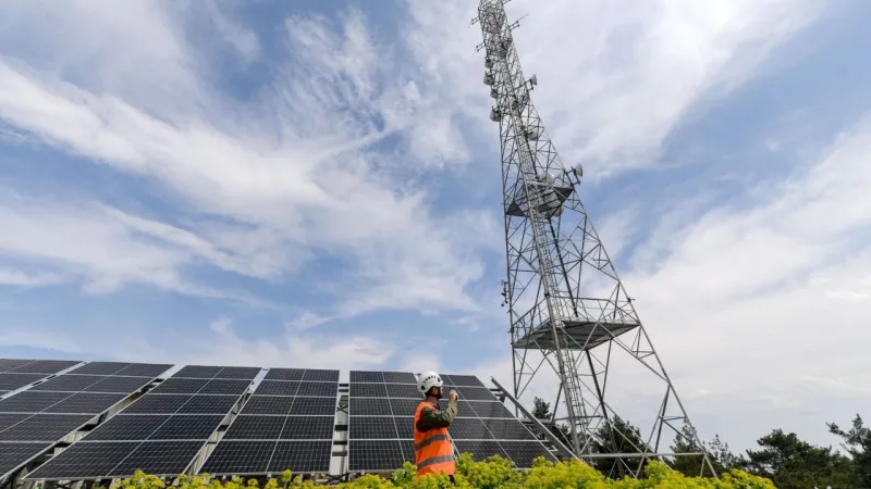 İzmir'de telefon kesintilerine son: İletişim altyapısı gelişiyor