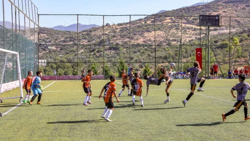 U-12 Cup İzmir'de Başlıyor! Ferdi Zeyrek Adı Yaşayacak