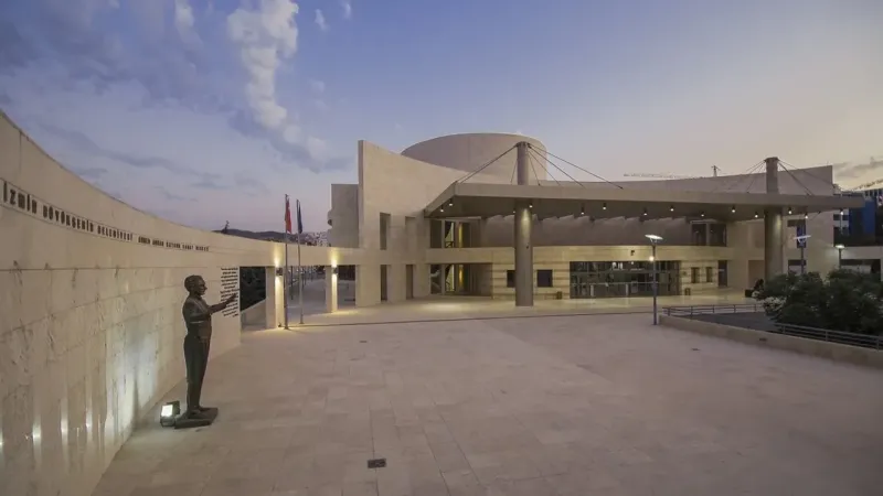 İzmir'de unutulmaz konser: 15 Haziran'da düzenlenecek, katılım ücretsiz