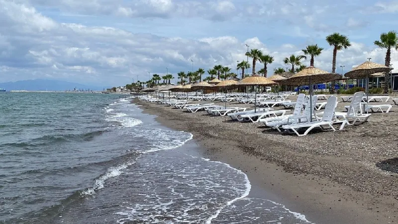İzmir’de unutulmaz tatile geri sayım: Denizin ve sosyal yaşamın keyfi burada, Ağapark 2025 sezonunu açıyor