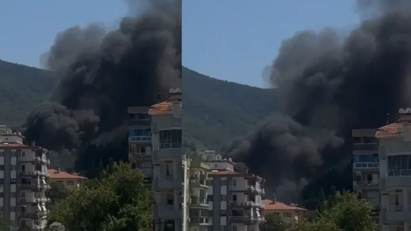 İzmir Narlıdere'de Korkutan Yangın! Gökyüzü Duman Altında