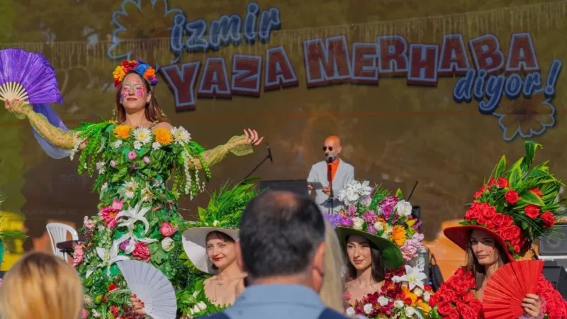 İzmir'de Yaz Coşkusu! Festival Programı Dudak Uçuklattı!