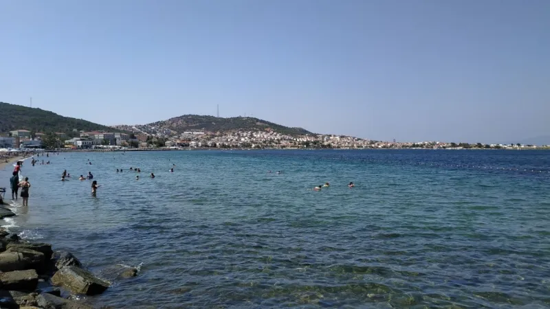 İzmir'e 1 saat uzaklıktaki ödüllü tatil rotası: Foça'nın Mavi Bayraklı plajları