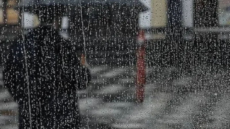 İzmir'e Müjde! O İlçelerde Yağmur Sürprizi: Hava Serinliyor!