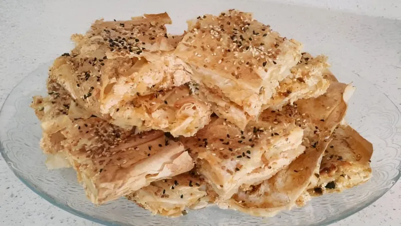 İzmir'in Sırrı Çökelekli Börek! Bu Lezzeti Kaçırmayın!