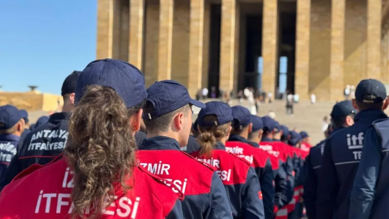 İzmir'in ateş savaşçıları Anıtkabir'de: Ata’nın huzuruna çıktılar