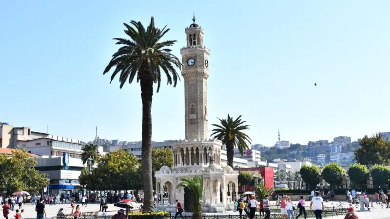 İzmir'in bir ilçesinde dev elektrik kesintisi: Bu mahalleler etkilenecek