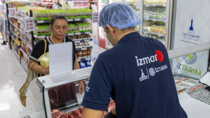 İZMAR İzmir'de Rekor Kırıyor! 10. Şube Açıldı, Fiyatlar Şok Etti!