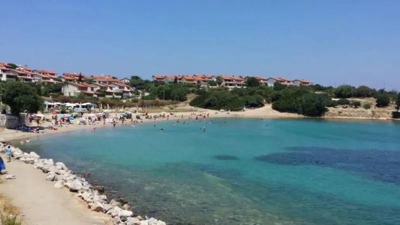 İzmir’in huzurlu plajı: Dalyan Kocakarı Plajı’na ESHOT ile nasıl gidilir?