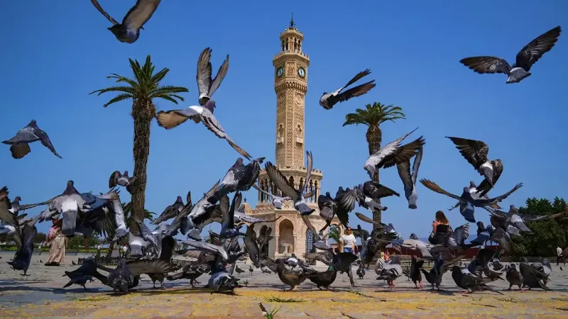 İzmir'in meşhur sokak lezzeti: Hikayesi Kadifekale'de başladı, kültürden kültüre miras