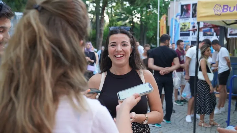 İzmirli Gençler Dikkat! Ücretsiz Bilet Fırsatı Başladı!