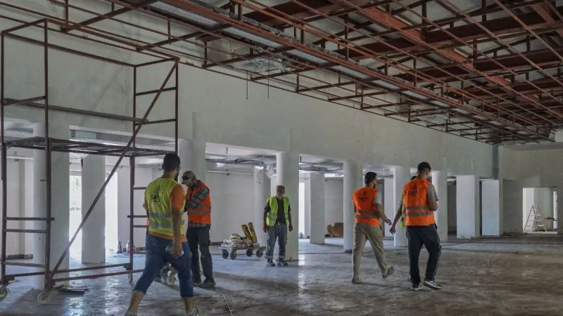 İzmirlilerin buluşma noktasıydı: Göl Gazinosu yenileniyor, çalışmalarda sona gelindi!