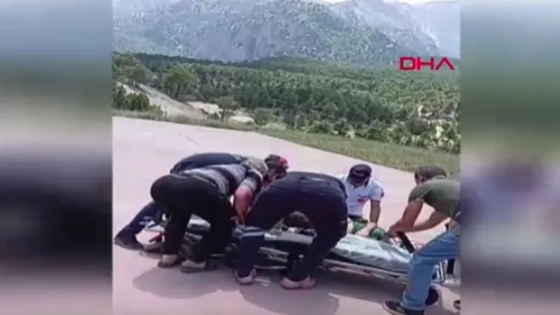 Kayseri'de Traktör Faciası! Uçuruma Yuvarlanan Traktörde 8 Yaralı!