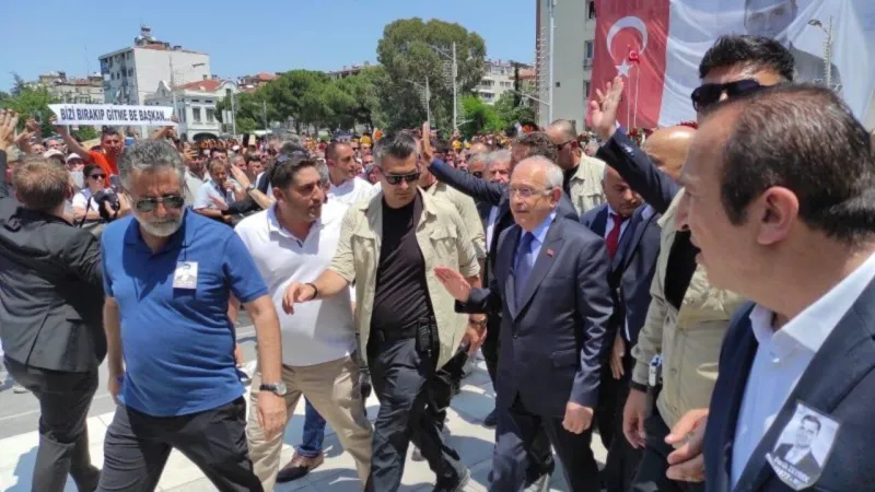 Kemal Kılıçdaroğlu Ferdi Zeyrek'in cenaze törenine katıldı!
