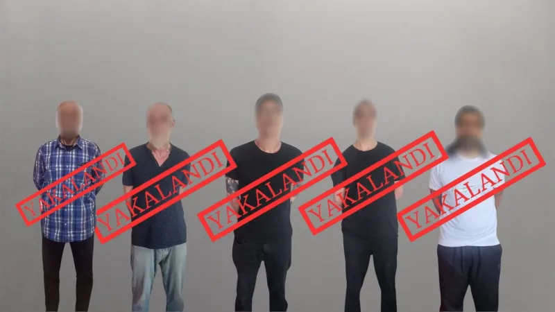 Kırmızı bültenle aranıyorlardı: 5 kişi Türkiye’ye getirildi