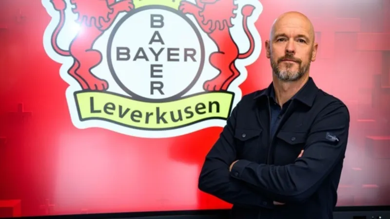 Leverkusen'de yeni dönem: Erik ten Hag göreve geldi