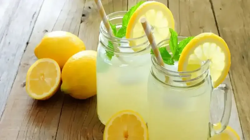 Limonata Tehlikesi! Dişlerinizi Kaybetmeyin! Uzman Uyardı