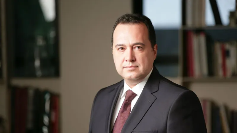 Manisa'nın yeni başkanı Besim Dutlulu kimdir? Besim Dutlulu hangi görevlerde bulunmuştur?