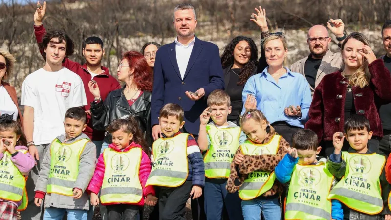 Buca'yı Minikler Yeşillendiriyor! Tohum Topları Umut Saçtı