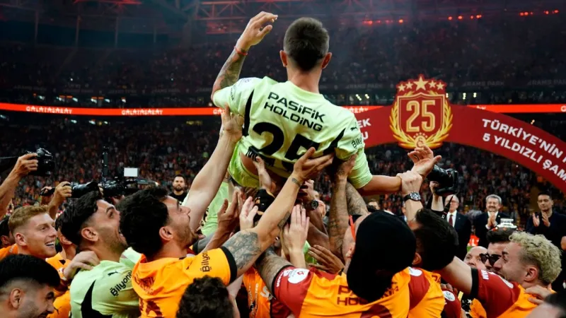 Muslera Türkiye'den ayrıldı: Galatasaray'a veda etmiyorum