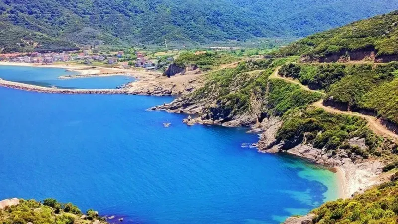 Ne İzmir ne de Muğla: Kapıları denize açılan bu köyde sadece 173 kişi yaşıyor