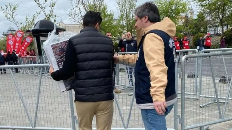 1 Mayıs'ta 'Turp Şalgam' Pankartı Yasaklandı! Neden?